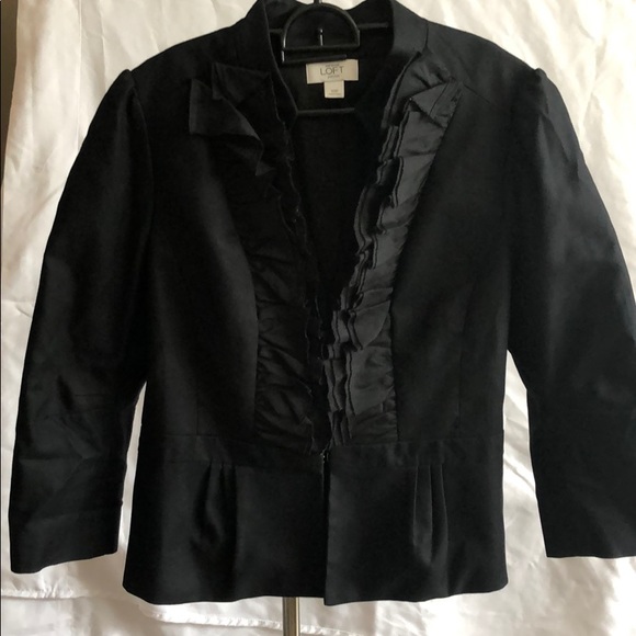 Blazer - Picture 2 of 5